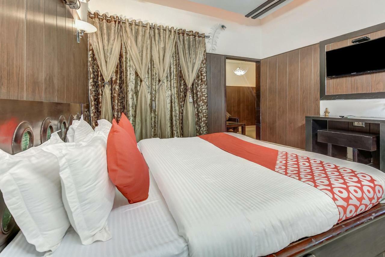 Oyo 27999 Hotel Deep Sirsa Exterior photo